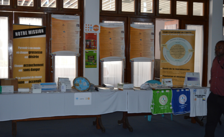 UNFPA operating an information stand in 2015 in the Comoros. © UNFPA