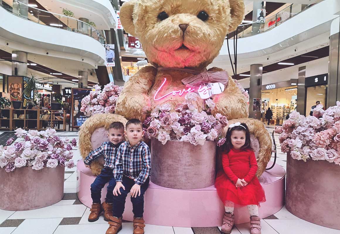 Family-friendly workplaces to support demographic resilience